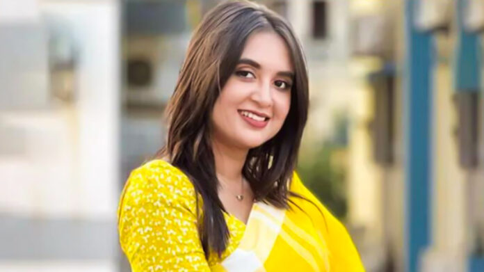 ব্রেন টিউমারের সফল অস্ত্রোপচার শেষে বাসায় তানিয়া বৃষ্টি