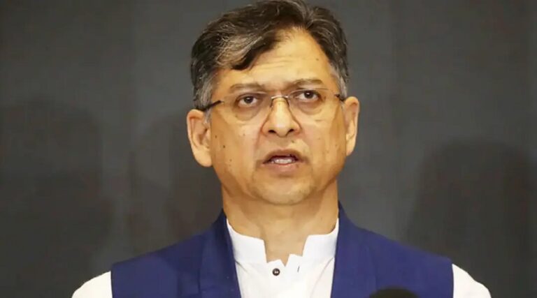 শিশু রামিসা হত্যাকাণ্ডএমন ঘৃণ্যতম অপরাধের পুনরাবৃত্তি হতে দেব না : স্বরাষ্ট্রমন্ত্রীঢাকা পোস্ট ডেস্ক